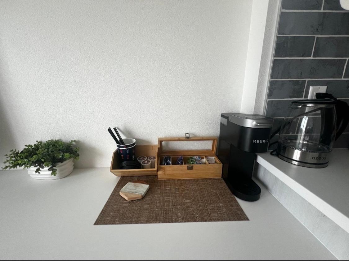 Apartamento Heart Of Hollywood-walk Of Fame 1bd With View -free Parking, Balcony, Wifi, Rooftop, Gym, Upscale Amenities Los Angeles