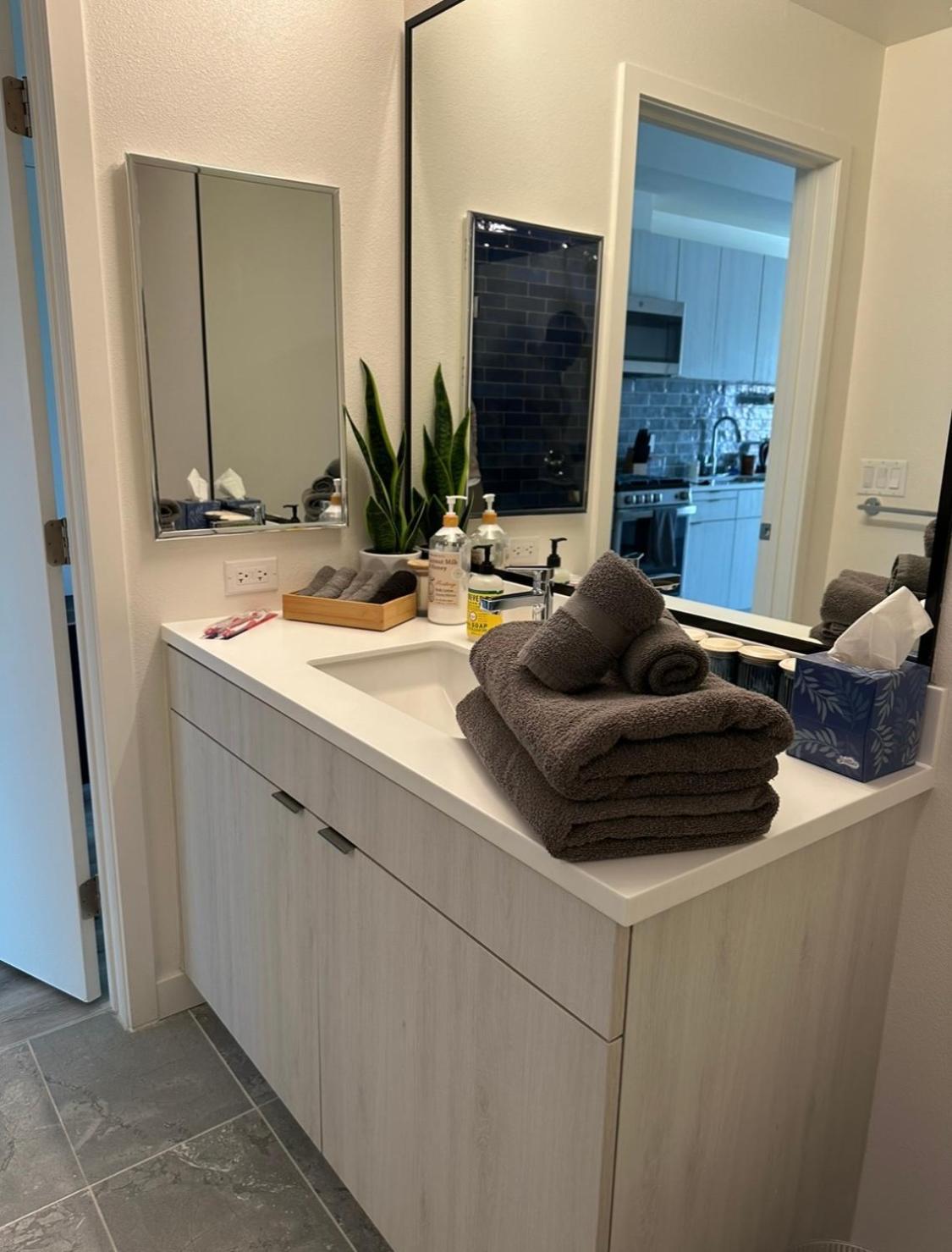 Heart Of Hollywood-walk Of Fame 1bd With View -free Parking, Balcony, Wifi, Rooftop, Gym, Upscale Amenities Apartamento *
